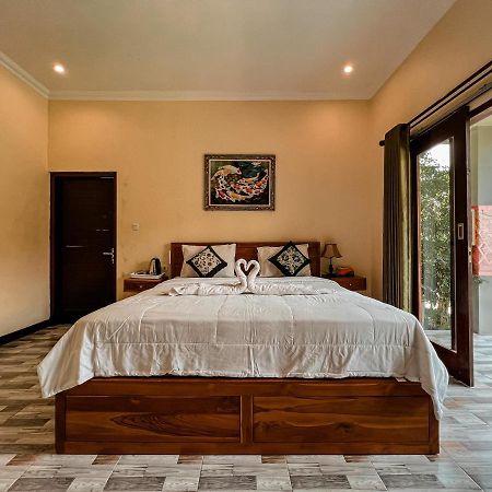 Gayatri Bungalows Batununggul Esterno foto