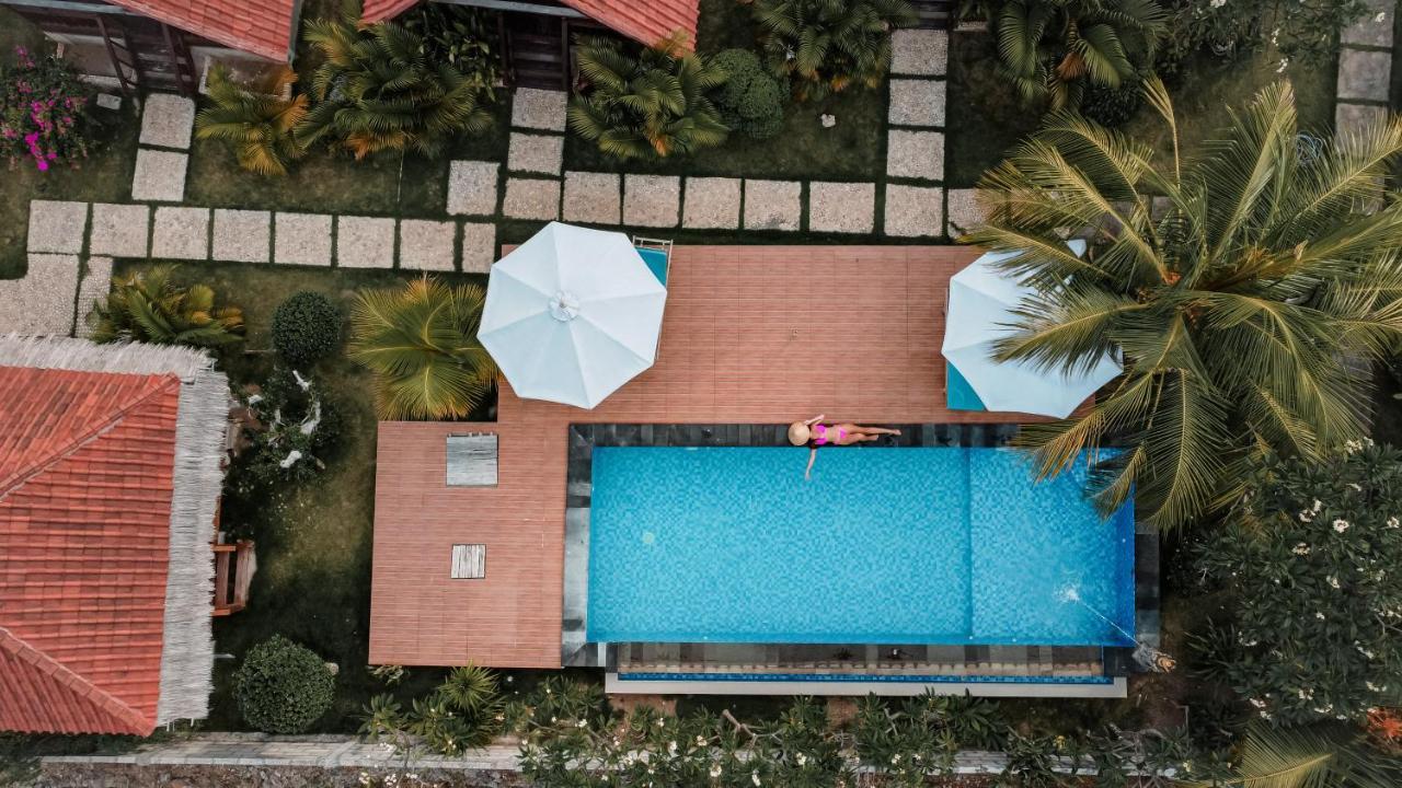 Gayatri Bungalows Batununggul Esterno foto