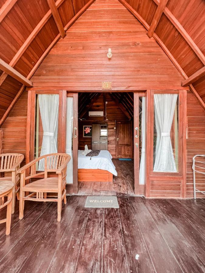 Gayatri Bungalows Batununggul Esterno foto